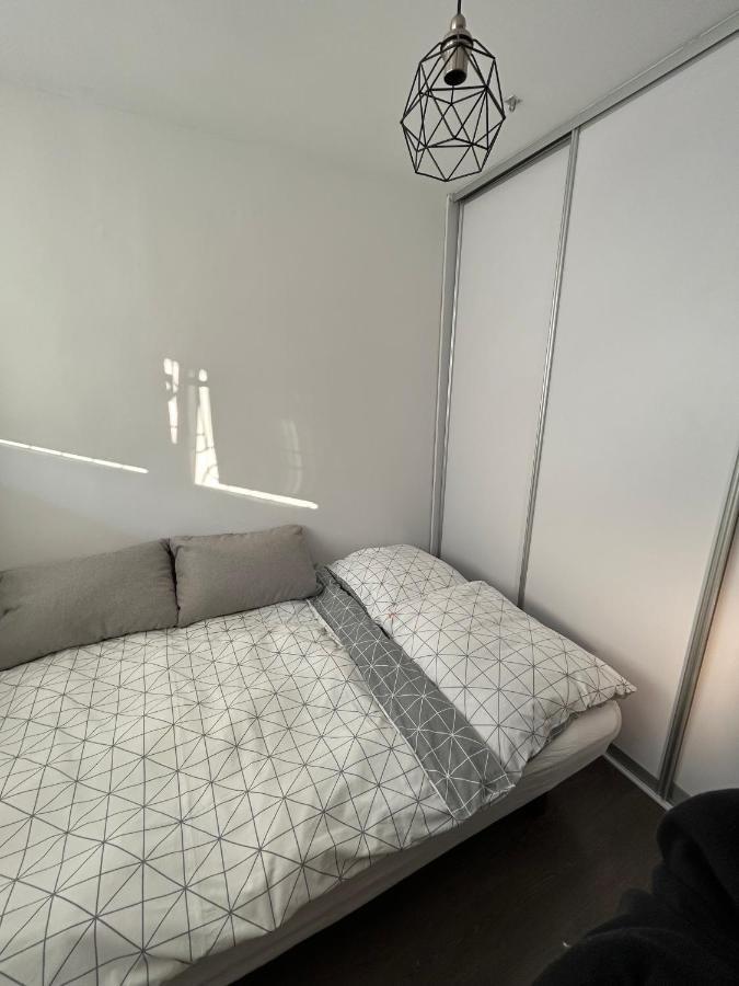 Mieszkanie Przymorze Kolobrzeska Apartment Гданск Екстериор снимка